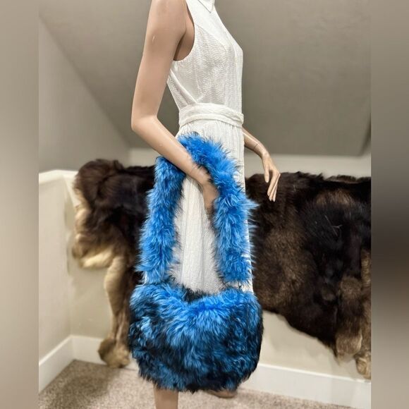 Stunning Real Curly Shearling Hobo Bag, Handmade Lamb Fur Crossbody, Slouchy Bag - Picture 12 of 15